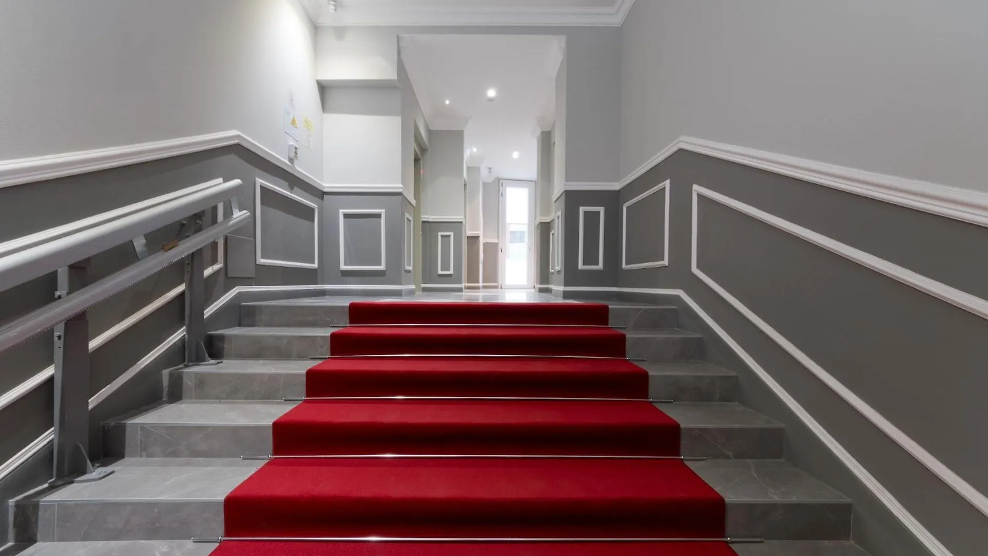 Appartamento Stradivari Florence 0*,  Italy